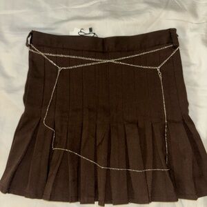 brown pleated mini skirt